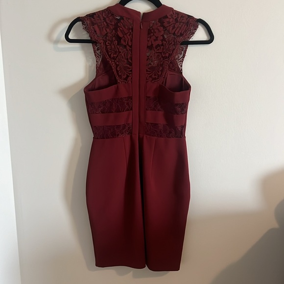 EXPRESS COCKTAIL LACE BACKED DRESS - Picture 2 of 3